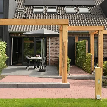 Heide Hoeve Met Sauna & Hottub | 6 Personen 欧特罗