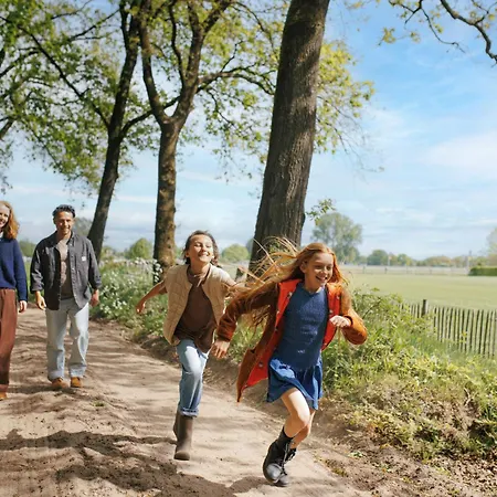 Heide Hoeve Met Sauna&hottub | 6 Personen Otterlo