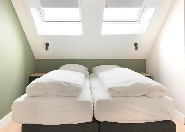 Heide Hoeve Met Sauna & Hottub | 6 Personen Holiday home Otterlo