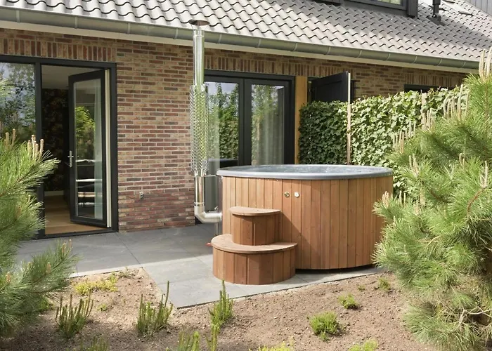 Holiday home Heide Hoeve Met Sauna & Hottub | 6 Personen *